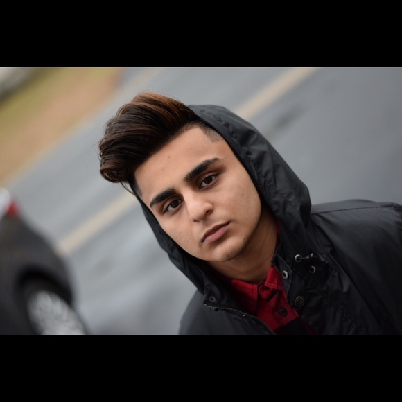 Meet the Posher Other - Meet your Posher, Ahmed